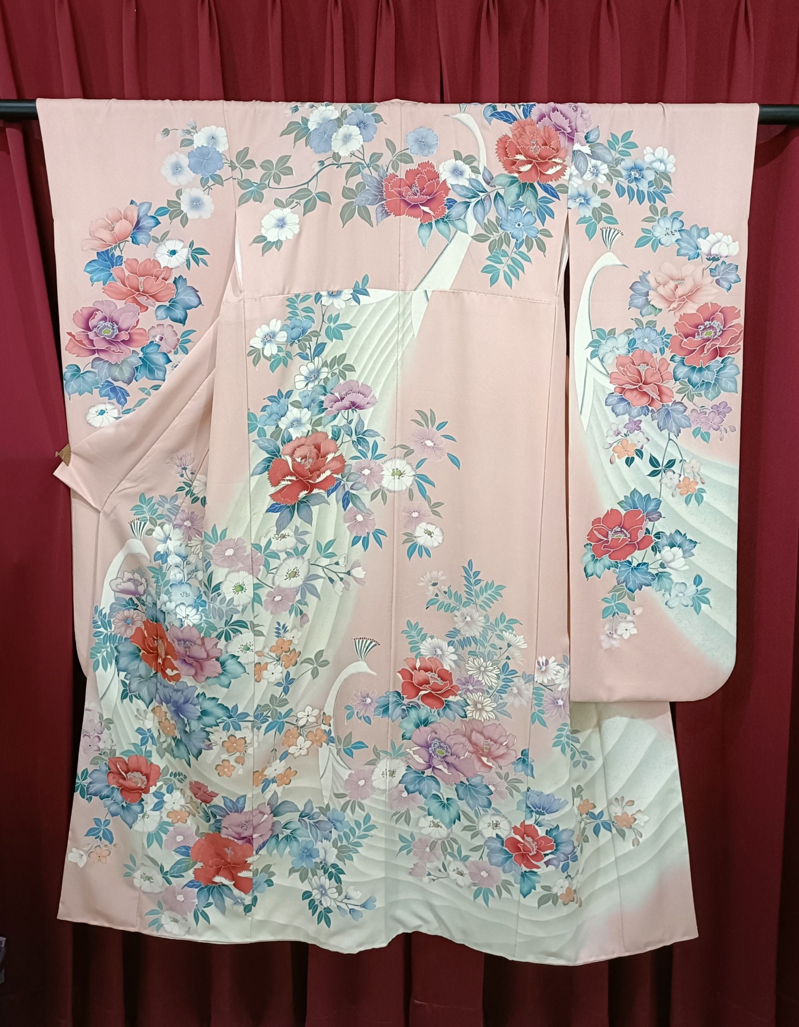 กิโมโนฟุริโซเดะ สีชมพูอ่อน