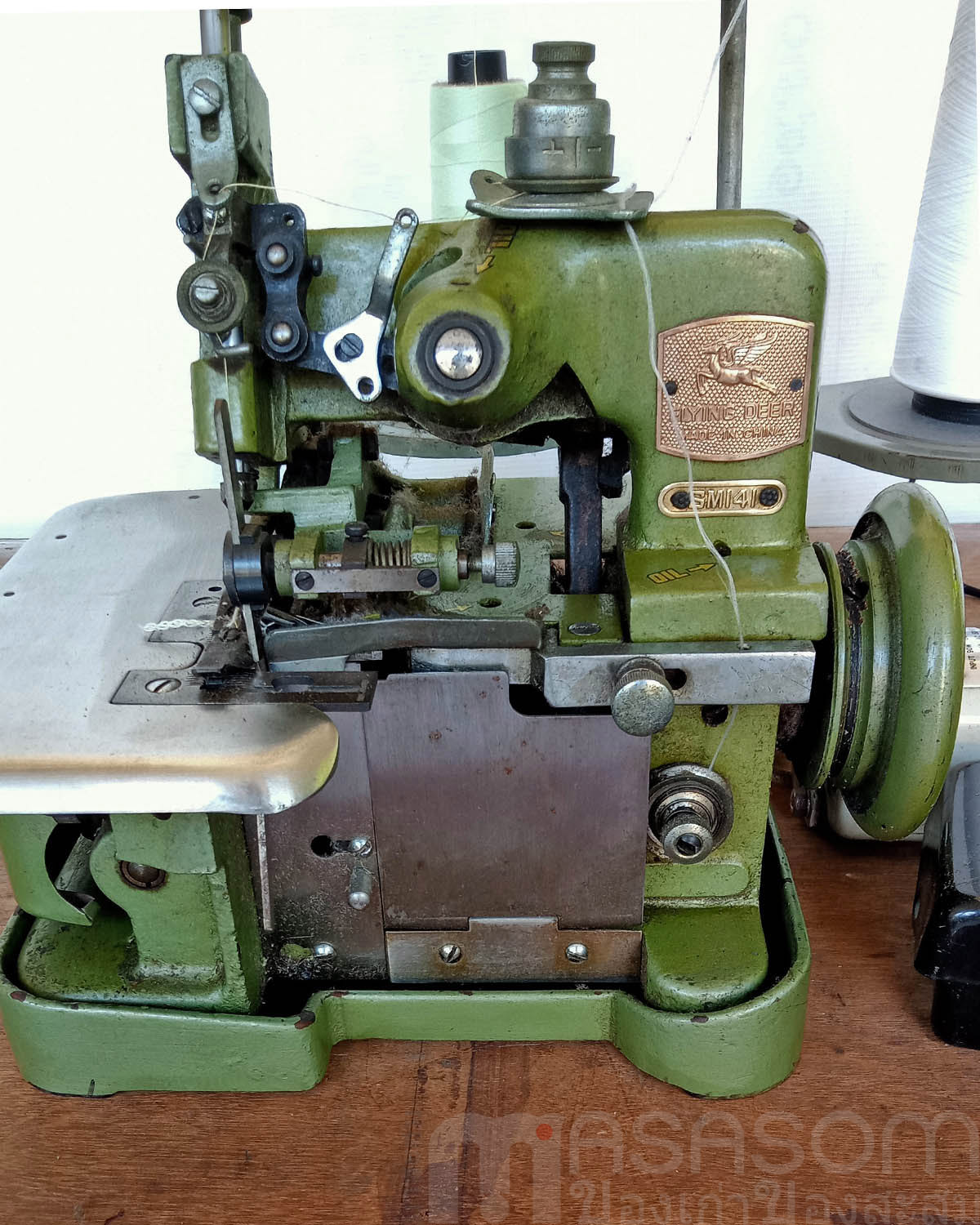 จักรพ้งริมผ้ามือสอง