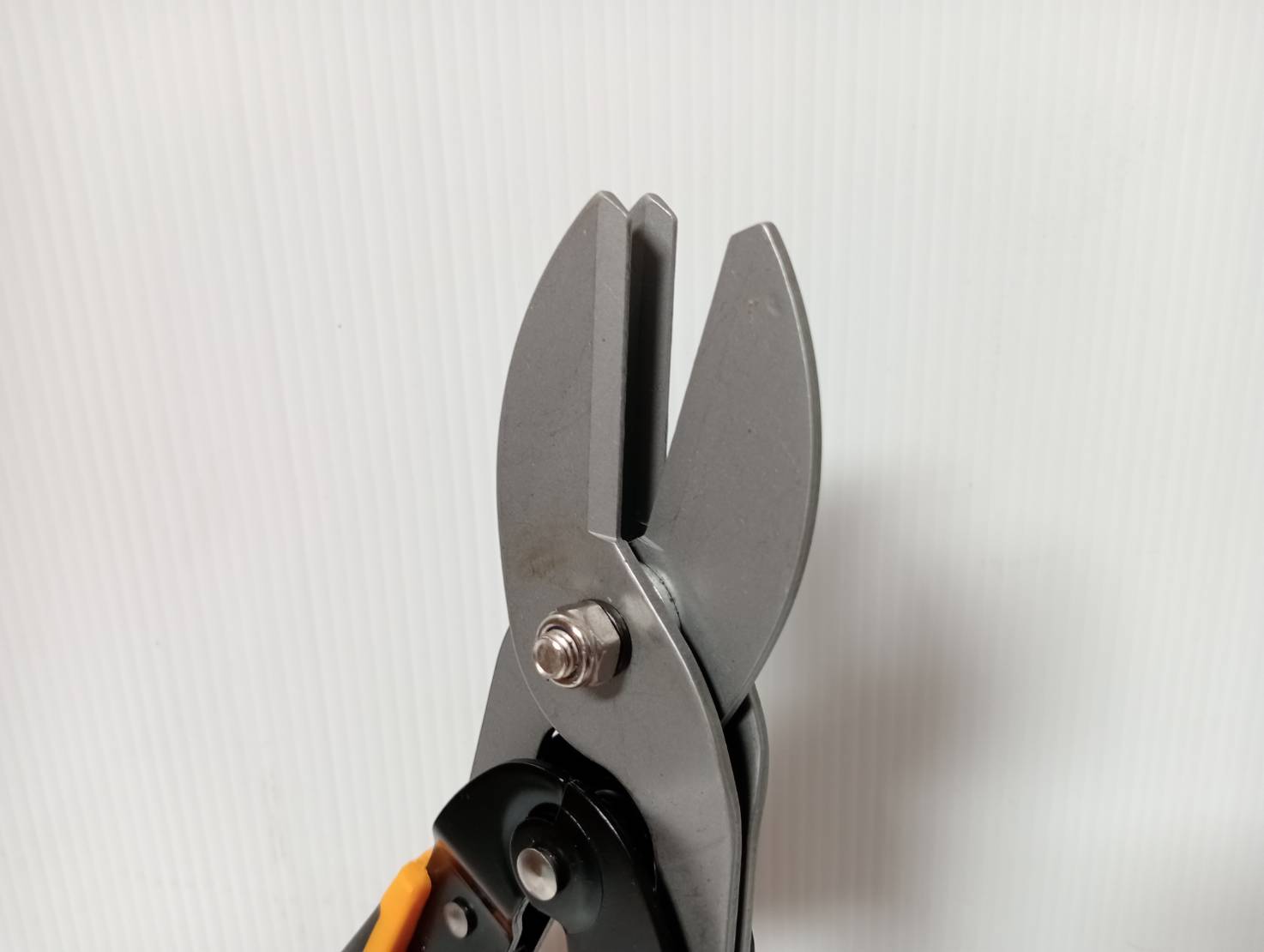 DEWALT DWHT14687-0 คีมพับสังกะสี HVAC แบบ 3 กลอน