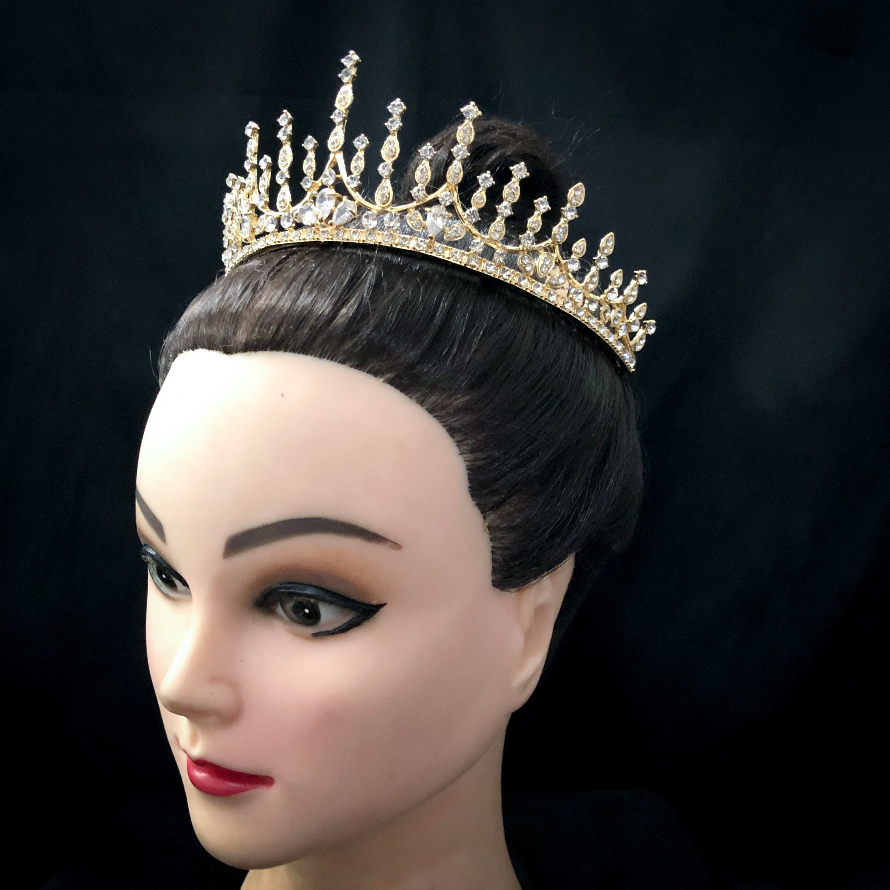 (พร้อมส่ง) เทียร่า 261 สีทอง มงกุฎนางงาม มงกุฎประกวด เทียร่าเจ้าสาว งานสวย ปราณีต QCเพชรทุกเม็ด สินค้าพร้อมส่งจากไทย