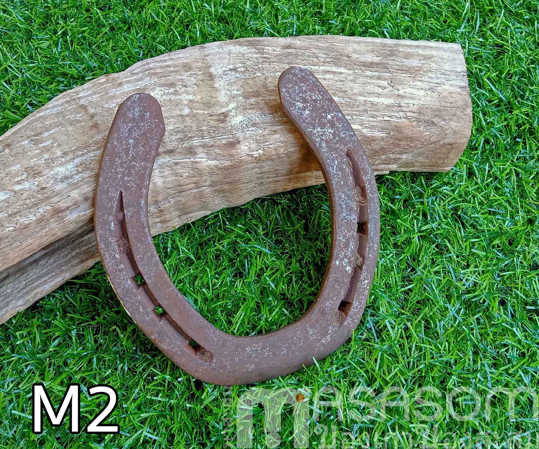 เกือกม้าเก่า วัตถุมงคลนำโชค