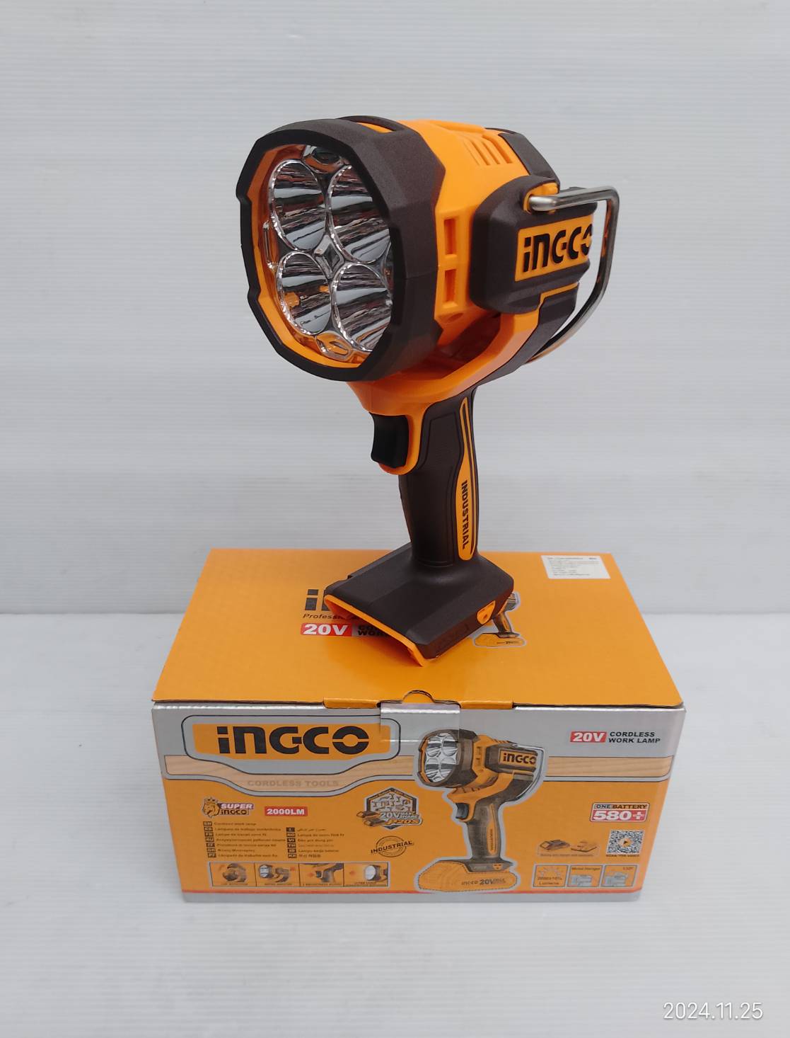 INGCO ไฟฉายLED 20V ไฟ LED 24W รุ่น CWLI2088 ( ตัวเปล่า )