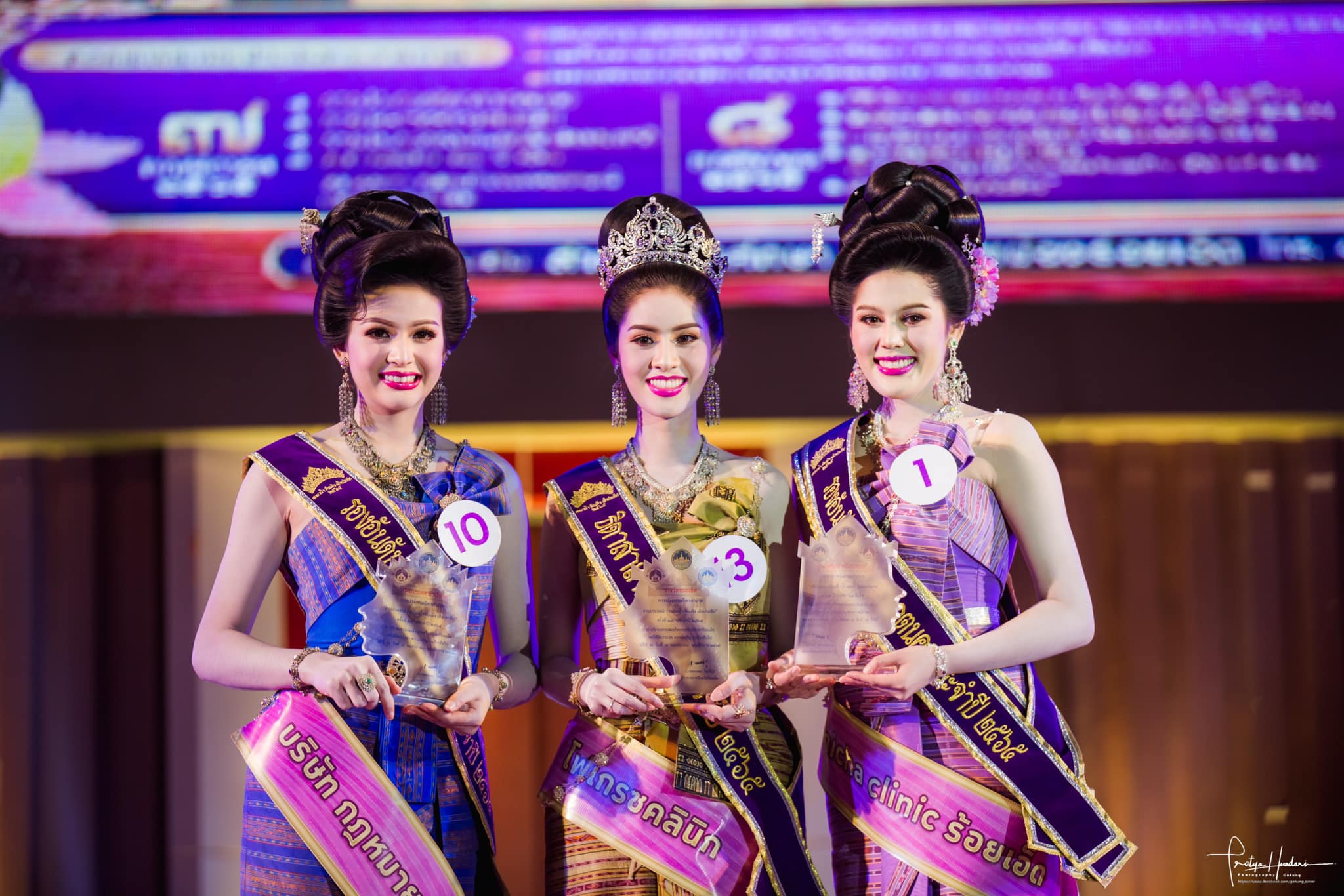 (พร้อมส่งจากไทย) มงกุฏ 093 สีม่วง มงกุฎนางงาม มงกุฎเพชร มงกุฎประกวด สินค้าพร้อมส่ง ไม่ต้องรอนาน งานพรีเมี่ยม