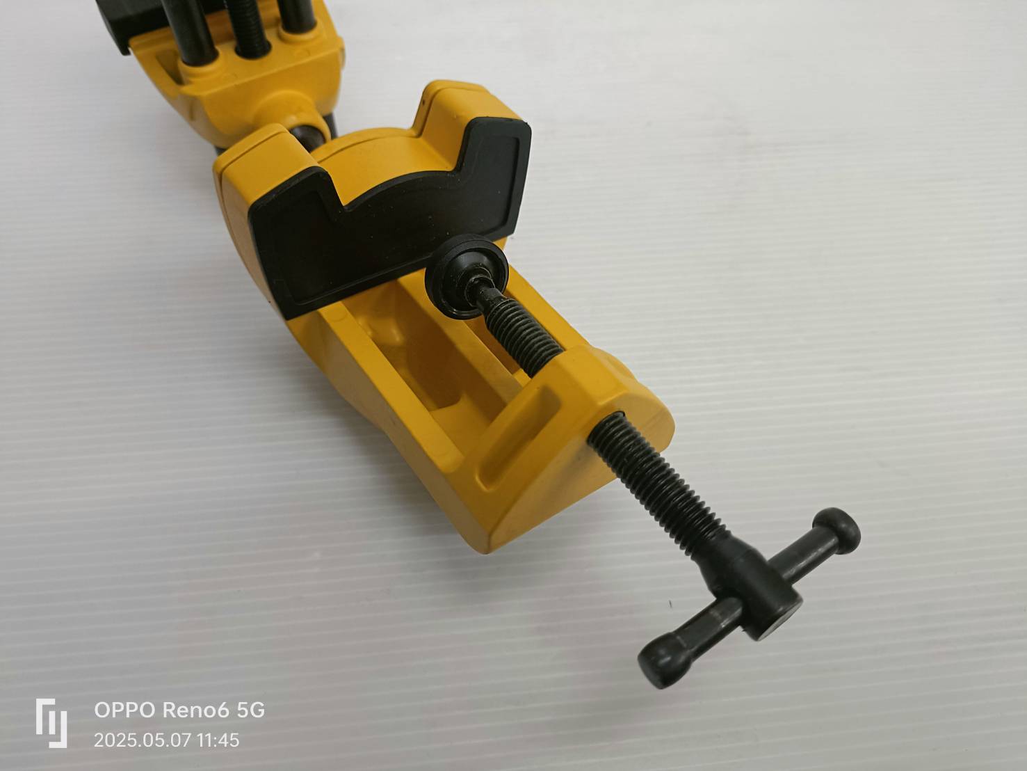 STANLEY ปากกาจับชิ้นงาน 3" แบบชุดคู่ หมุนได้360องศา รุ่น 1-83-069