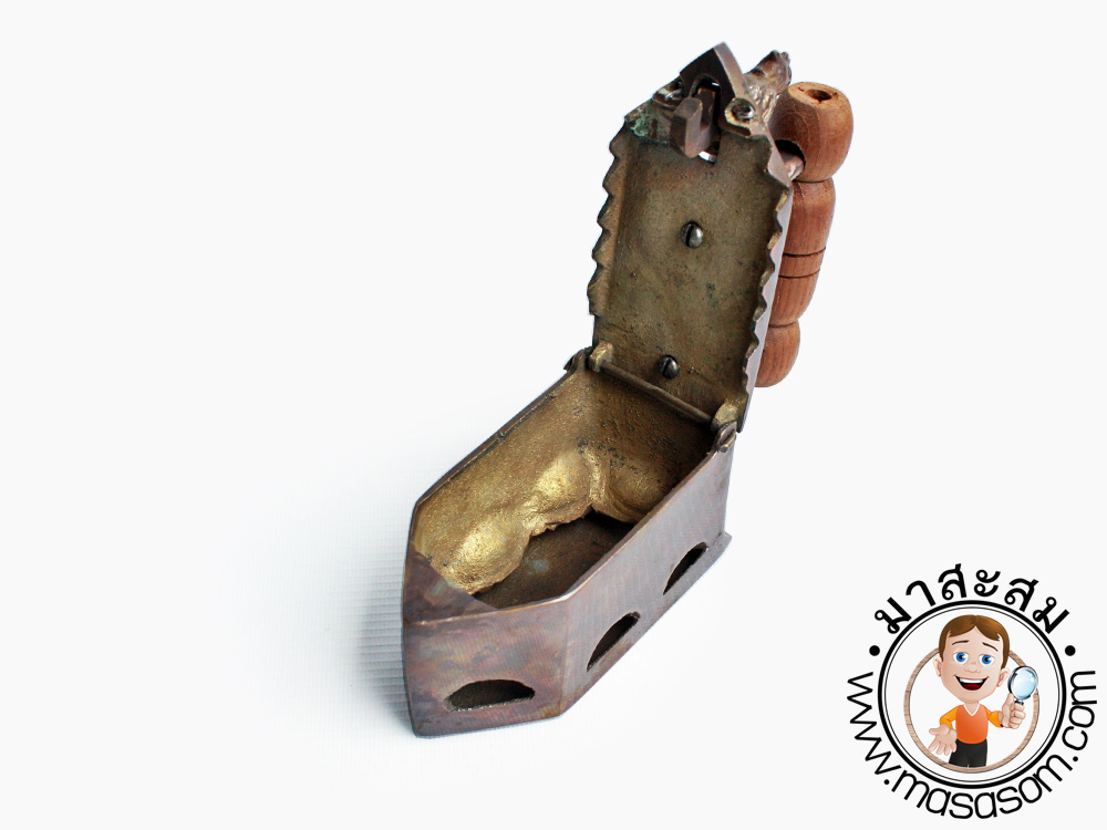 เตารีดทองเหลืองขนาดเล็ก