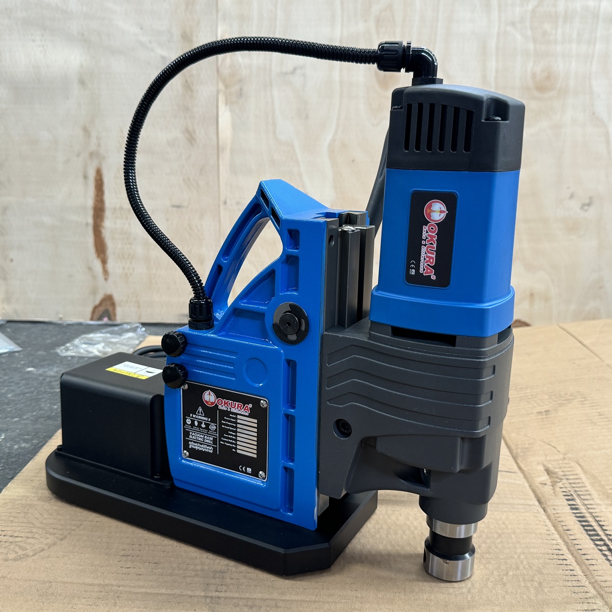 สว่านแท่น ฐานสูญญากาศ OK-50V OKURA