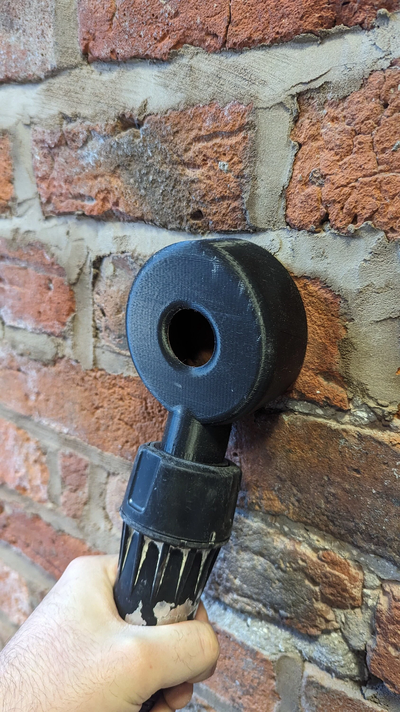 DEWALT รุ่น DWH049 หัวเก็บฝุ่นสำหรับงานเจาะปูน