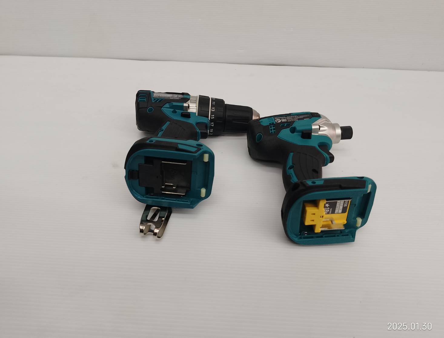 COMBO KIT 18V มากีต้า MAKITA DLX2180Z (DHP484Z+DTD153Z)