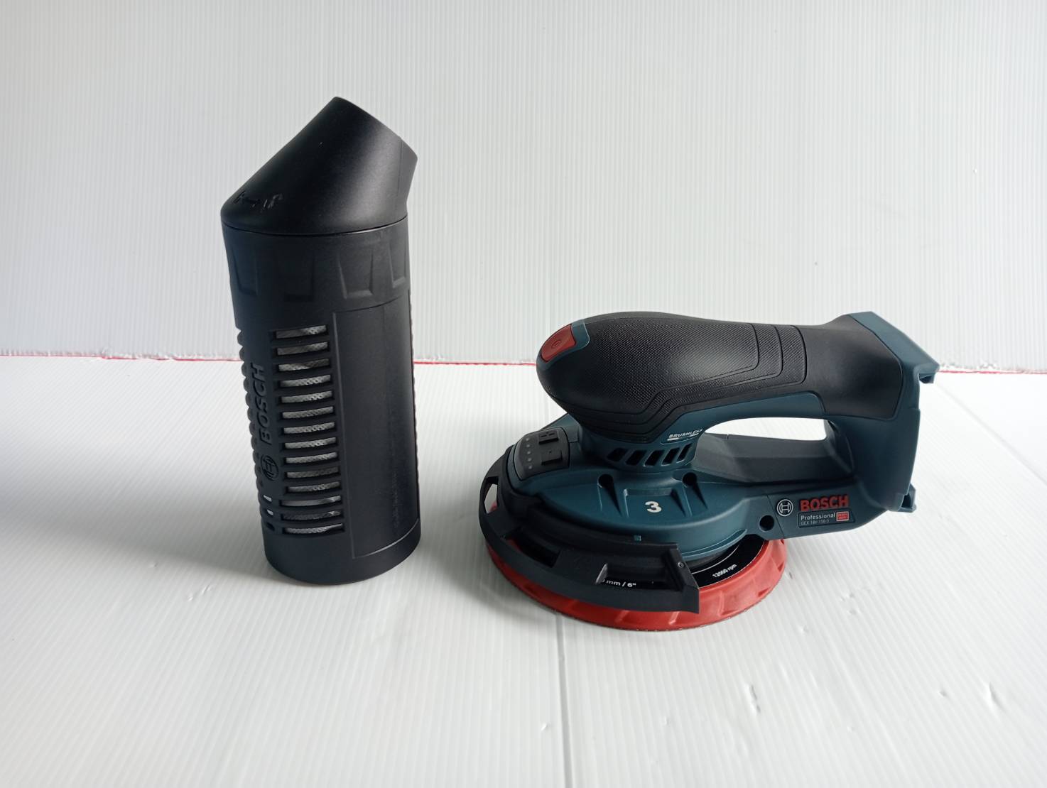 ขัดกระดาษทรายกลม6" GEX18V-150-3 BOSCH SOLO