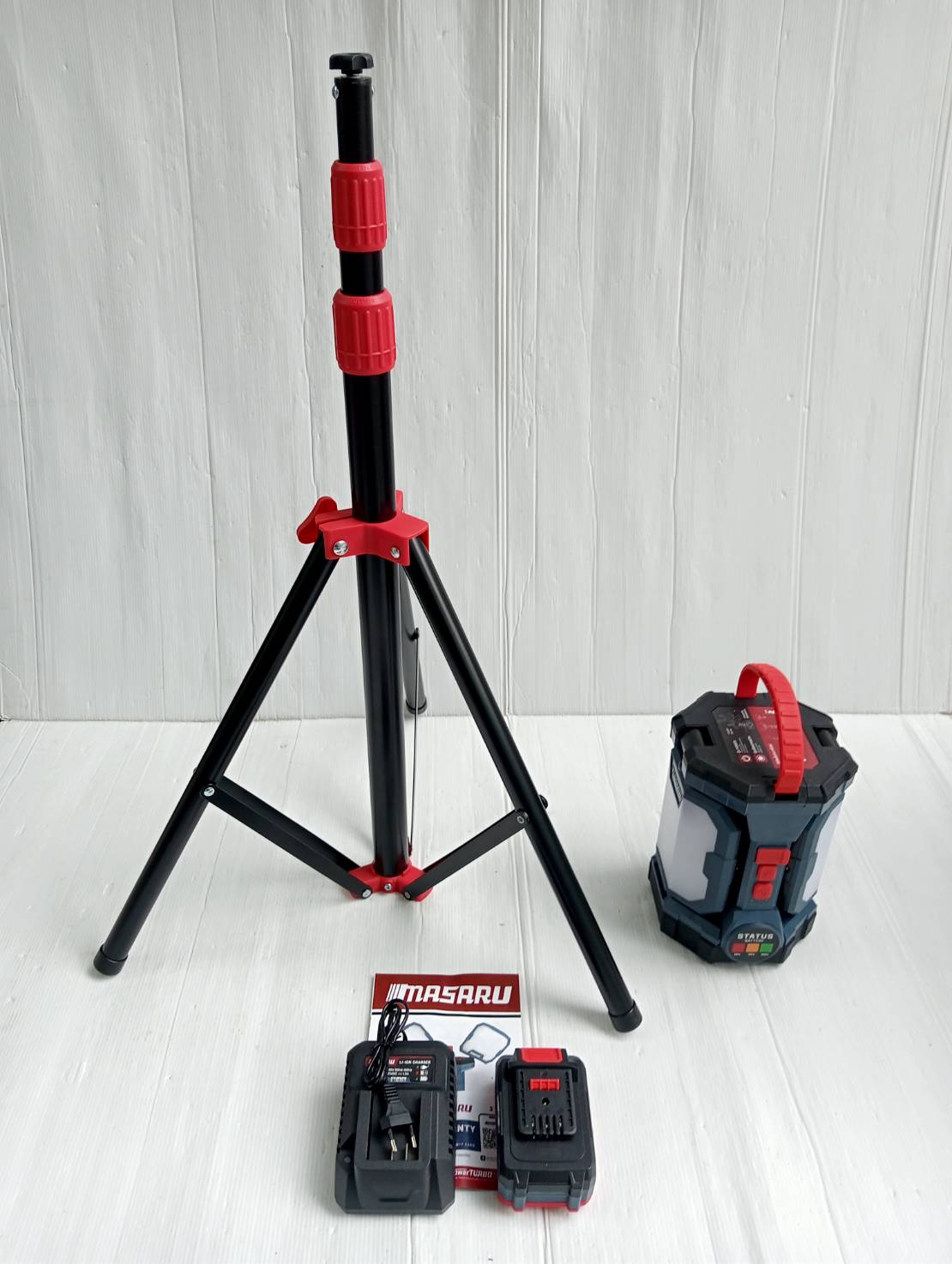 MASARU ไฟฉายสปอร์ตไลท์ SCLF-920-B1 ไฟสปอร์ตไลท์ไร้สาย 2IN1 กันน้ำ มีขาตั้ง พกพาสะดวก ปรับได้ 4 ระดับ