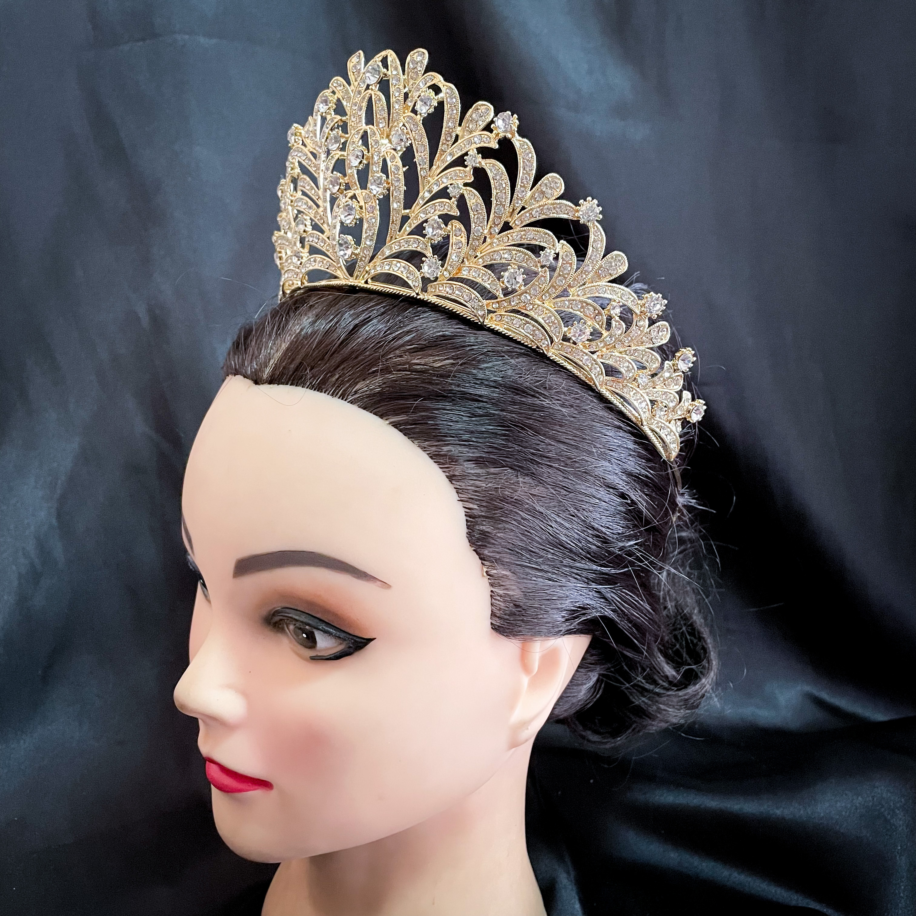 (พร้อมส่ง) เทียร่า 318 สีทอง มงกุฎนางงาม มงกุฎเจ้าหญิง งานสวย ปราณีต QCเพชรทุกเม็ด สินค้าพร้อมส่งจากไทย