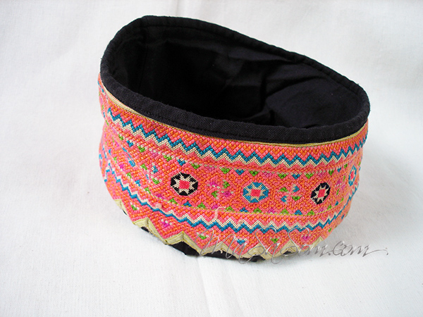 หมวกแม้ว