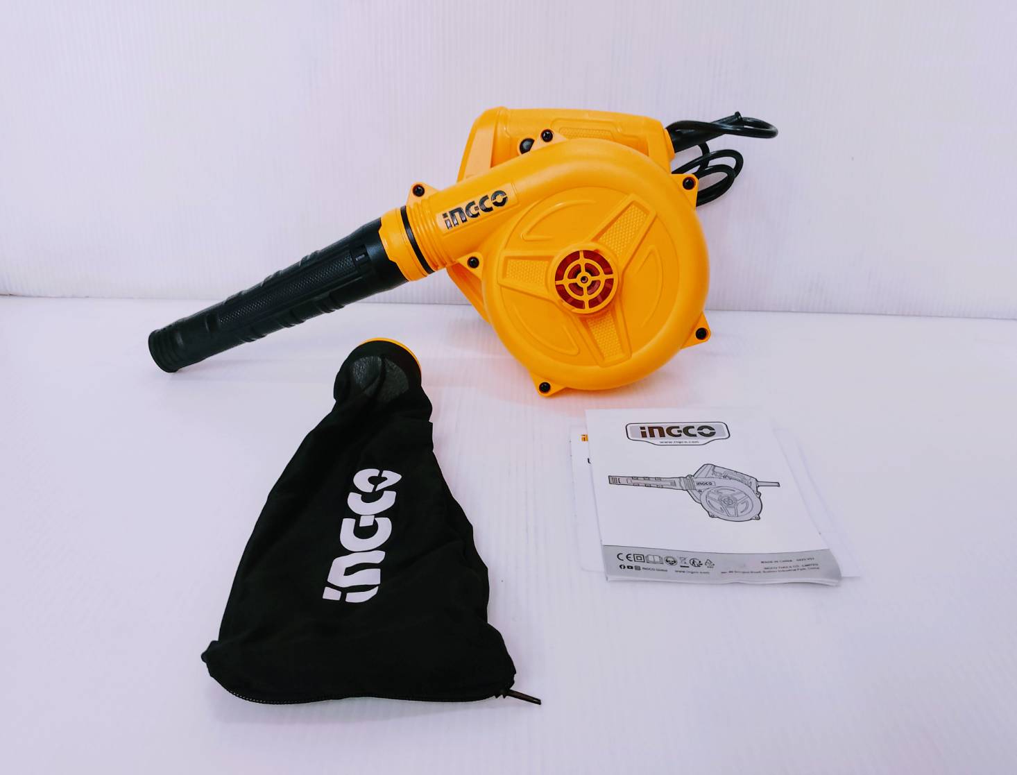 เครื่องเป่าลมไฟฟ้า AB4038 INGCO