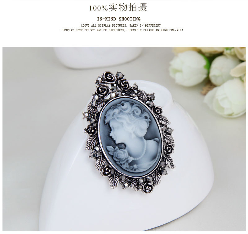 (พร้อมส่ง) เข็มกลัด 072