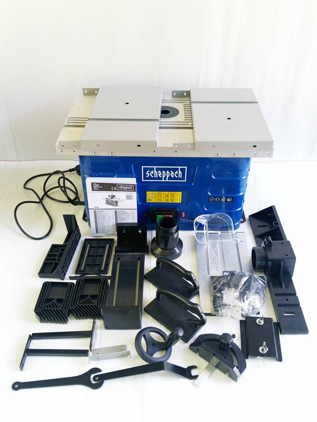 โต๊ะเร้าเตอร์พร้อมมอเตอร์ HF60 SCHEPPACH