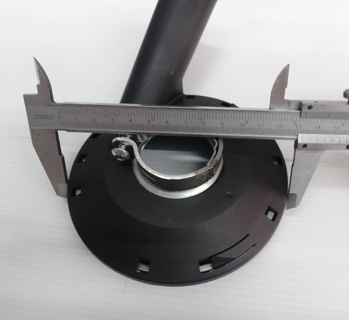 BOSCH กาดดูดฝุ่น สำหรับเครื่องเจียร 4" 2608000629 ใช้กับถ้วยเพชร ต่อเข้ากับเครื่องดูดฝุ่น