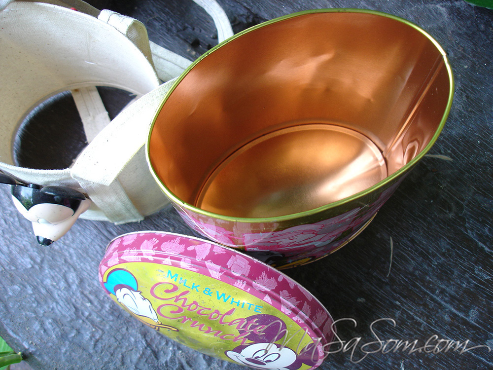 กระเป๋ากระป๋องช็อกโกแลต