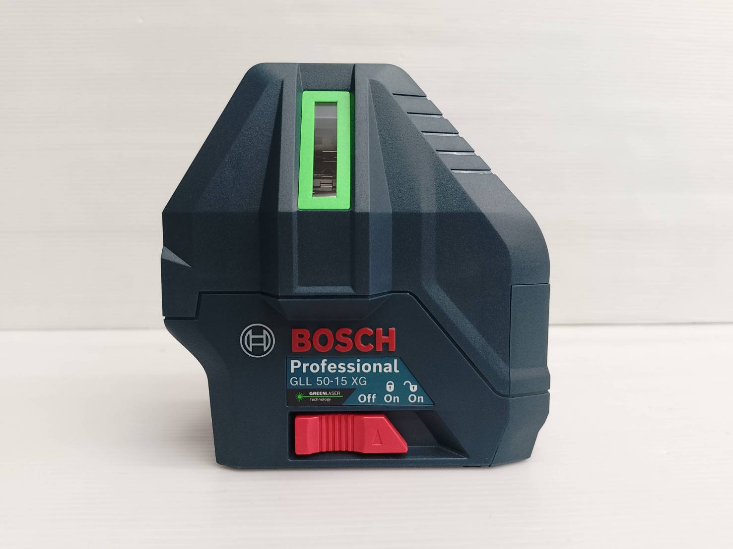 เลเซอร์ระดับ5เส้น แสงเขียว GLL50-15XG KIT BOSCH