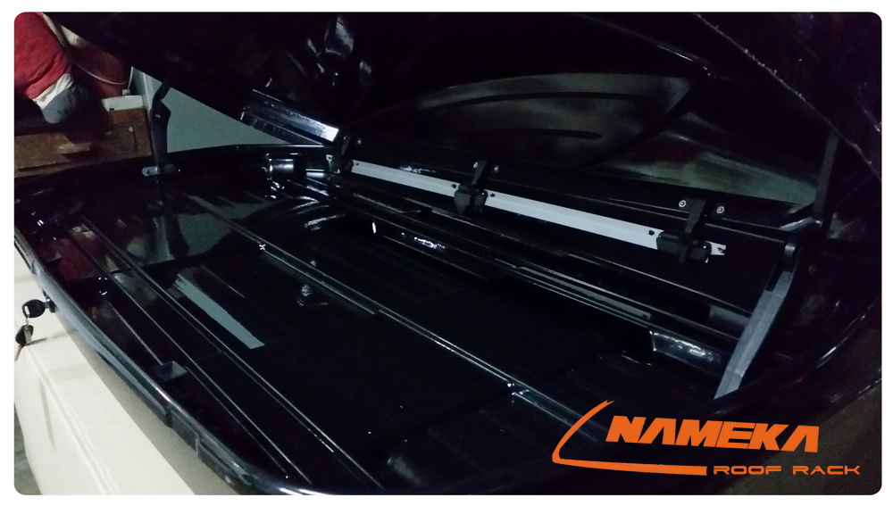 Roof Box NAMEKA กล่องเก็บสัมภาระ นาเมกะ