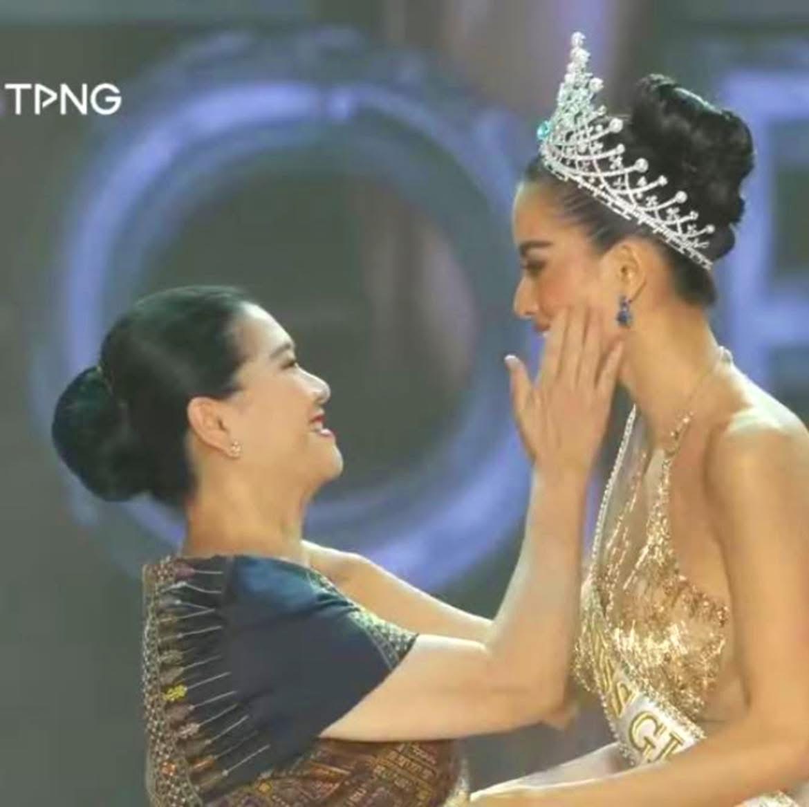 (พร้อมส่งจากไทย) มงกุฎ MISS GLOBAL 2025 – งานโลหะดีไซน์ หรูหราอย่างแท้จริง ส่งจาก จ.อุบลราชธานี