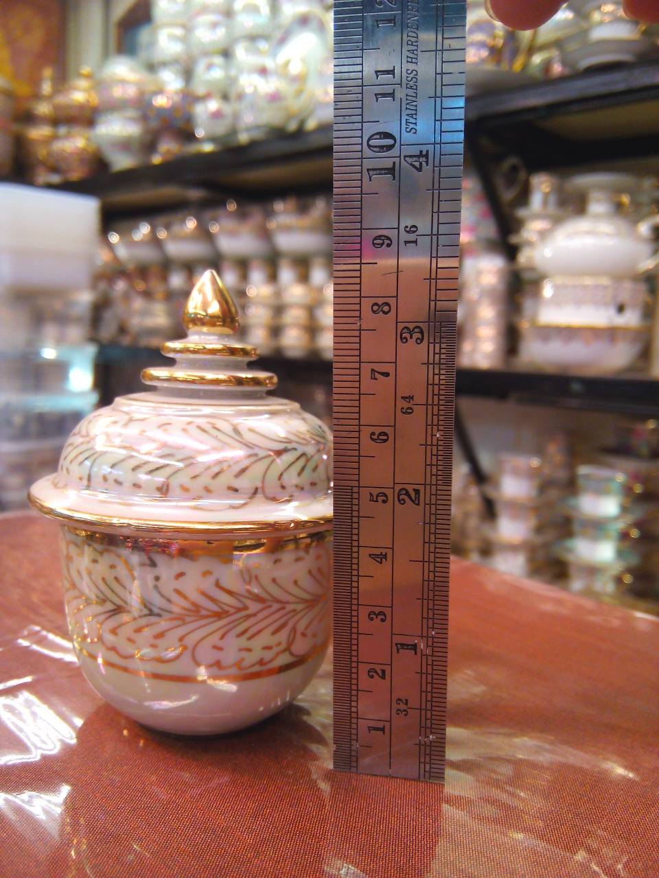 ผอบเบญจรงค์รับไหว้ ขนาด 6*9 เซนแพคถุงผ้าแก้ว