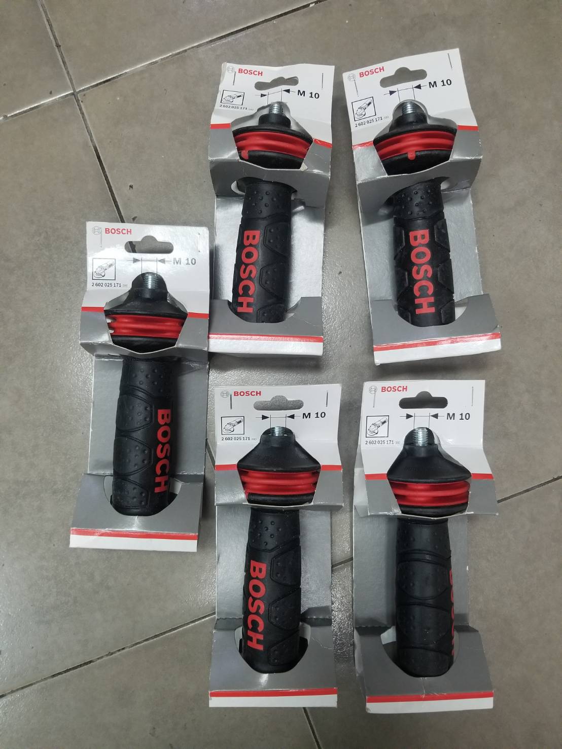 ด้ามจับเสริมแบบลดการสั่นสะเทือน4" M10 BOSCH