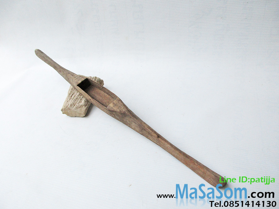 กระสวยทอผ้าเก่า