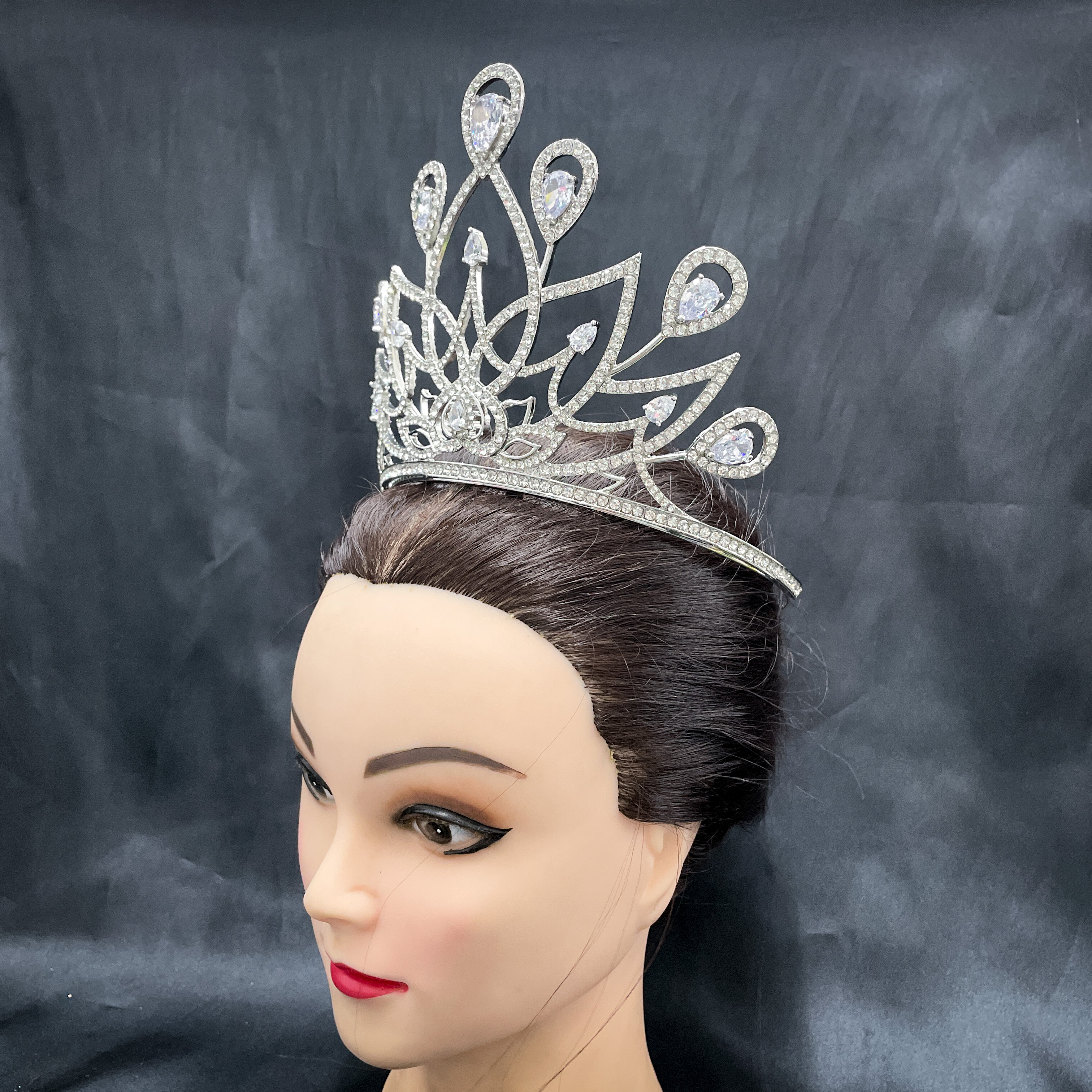 (พร้อมส่งจากไทย) มงกุฏ 094 สีเงิน มงกุฎนางงาม มงกุฎเพชร มงกุฎประกวด ร้านค้าไทย คุยง่าย จัดส่งเร็ว