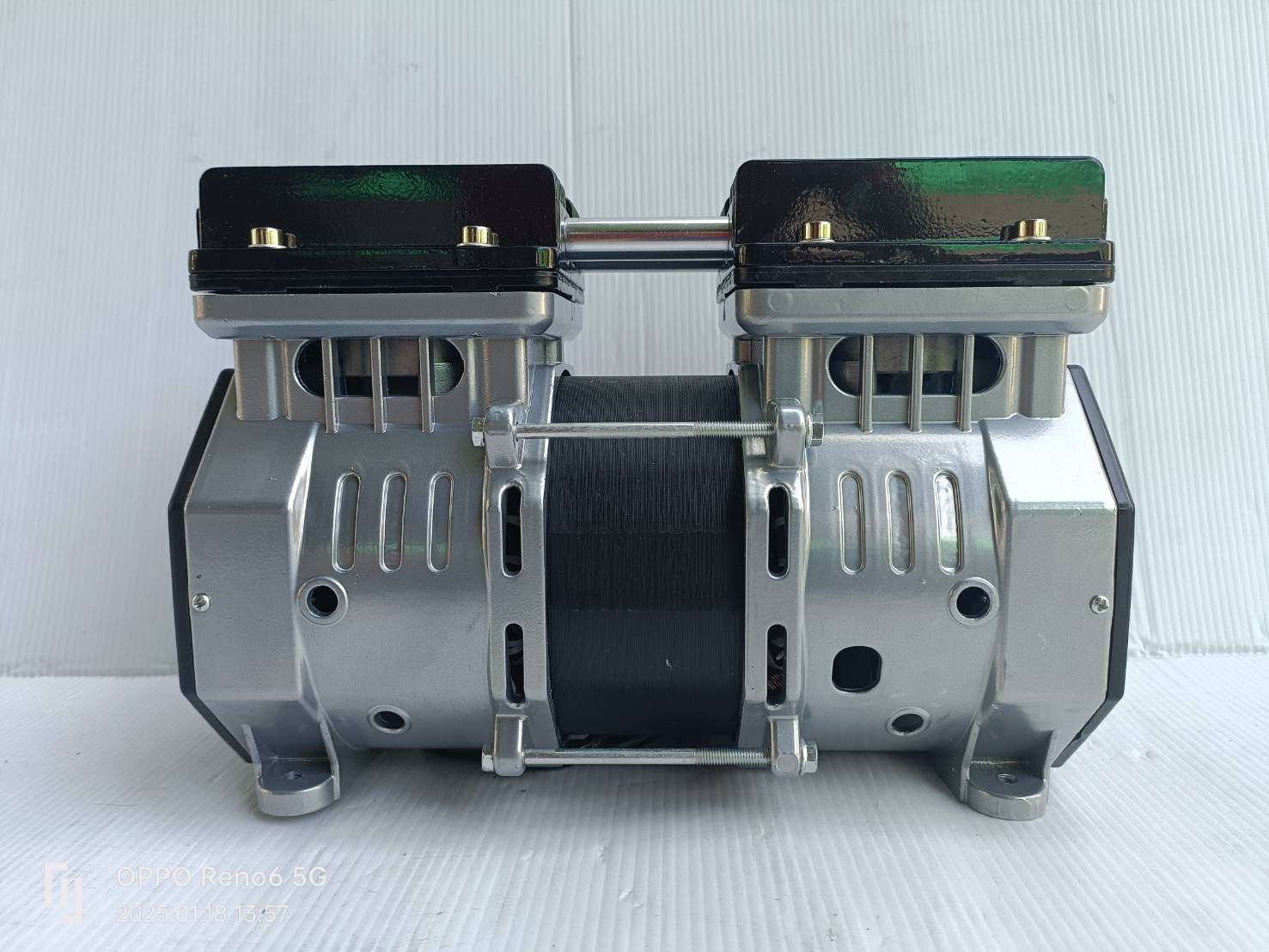 มอเตอร์ปั๊มลมออยฟรี 550W / 220V OS-W-PUMP