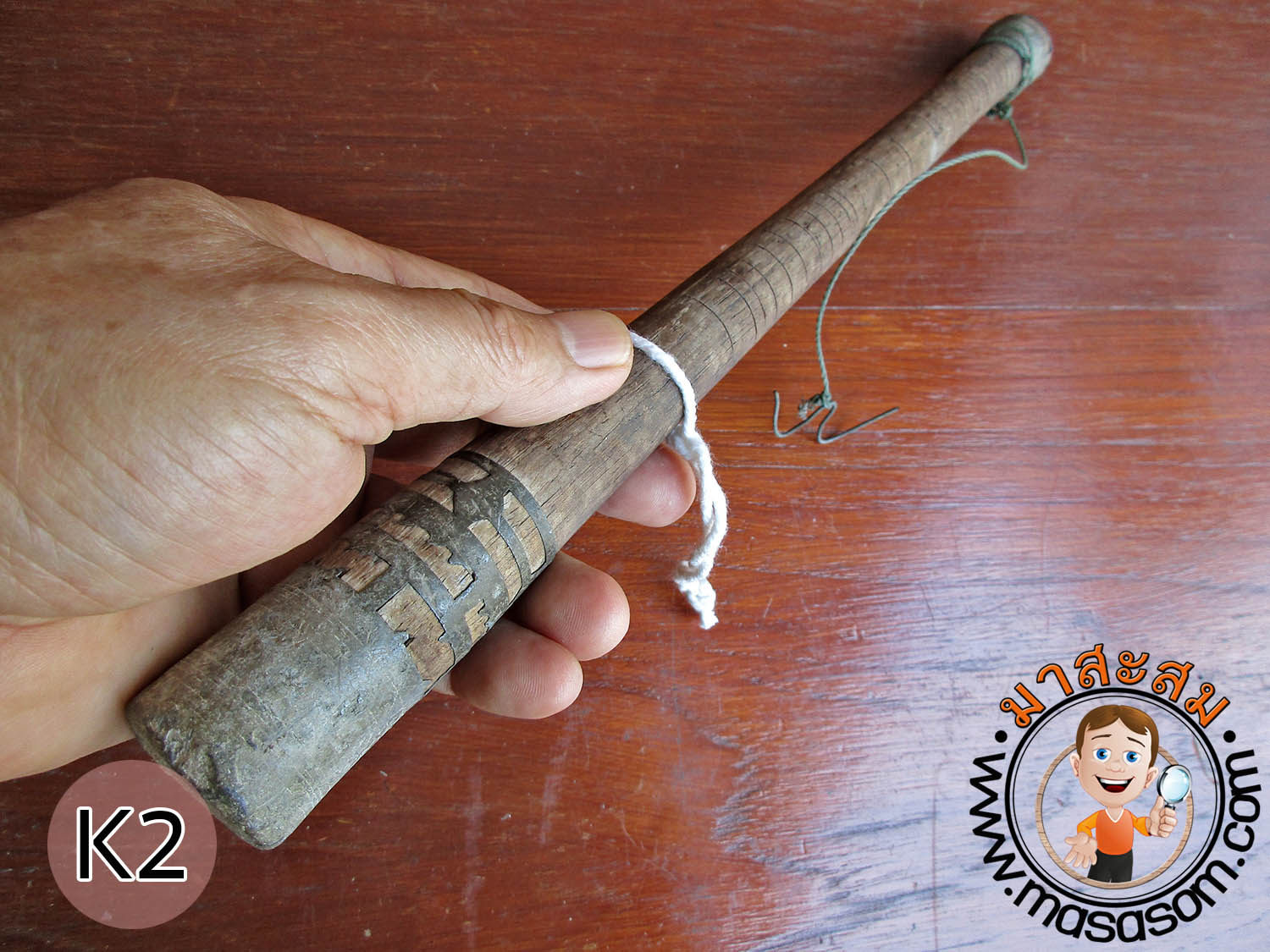 ตาชั่งก้อมโบราณ