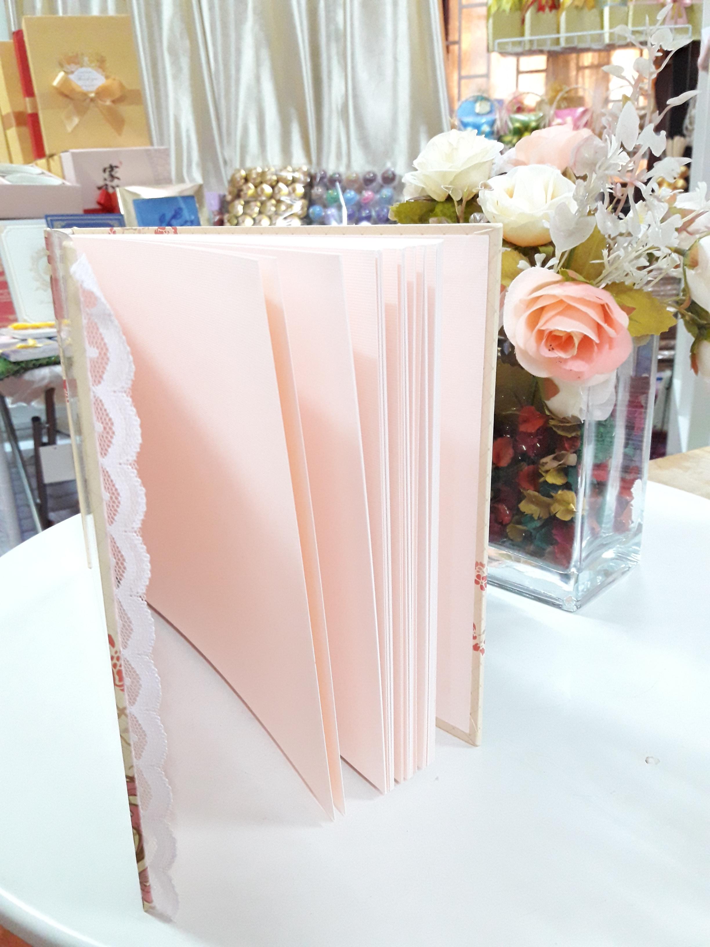 สมุดอวยพรปกแข็ง ขอบลูกไม้