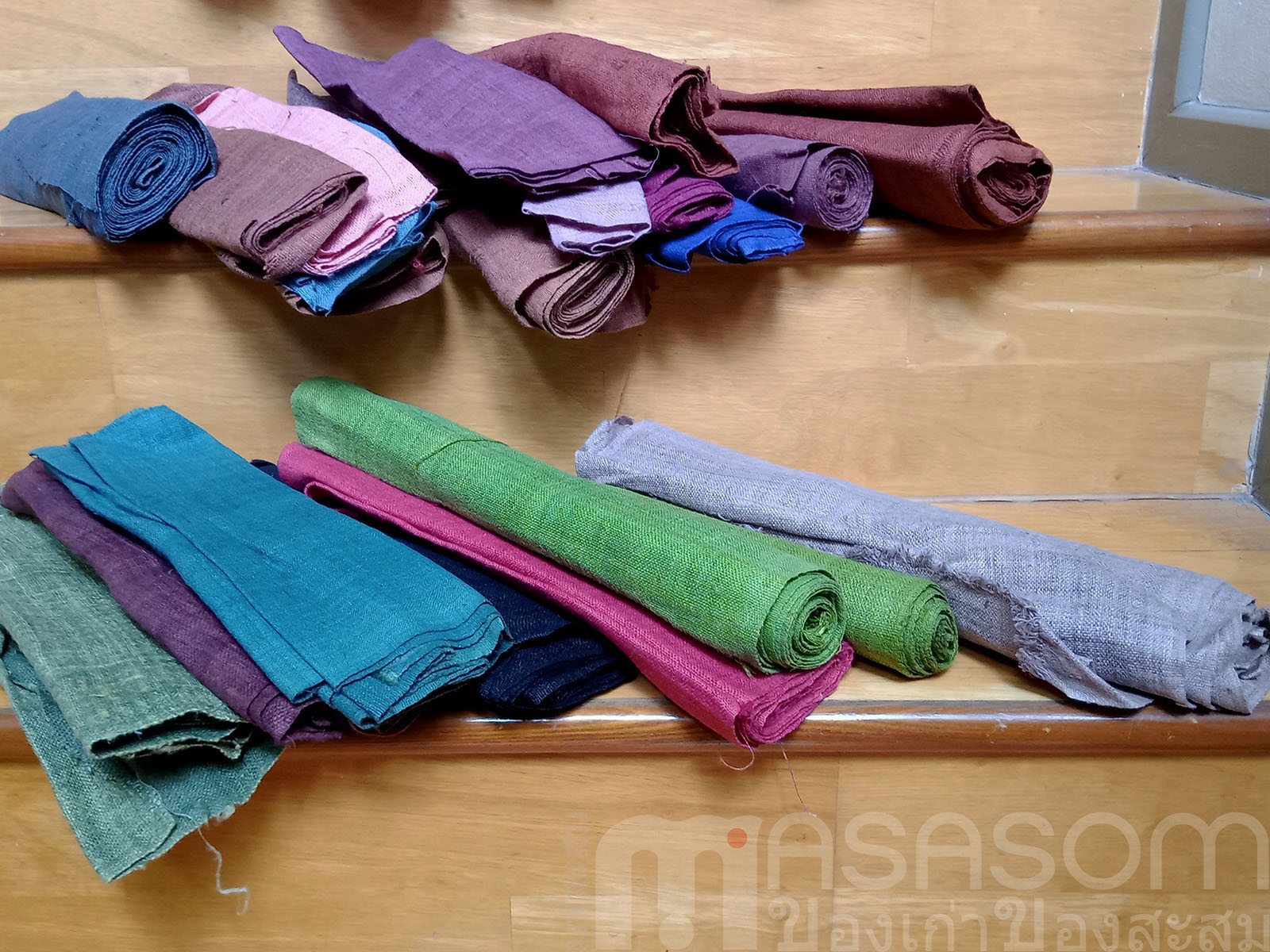 ผ้าใยกัญชงทอมือย้อมสีคละขนาด