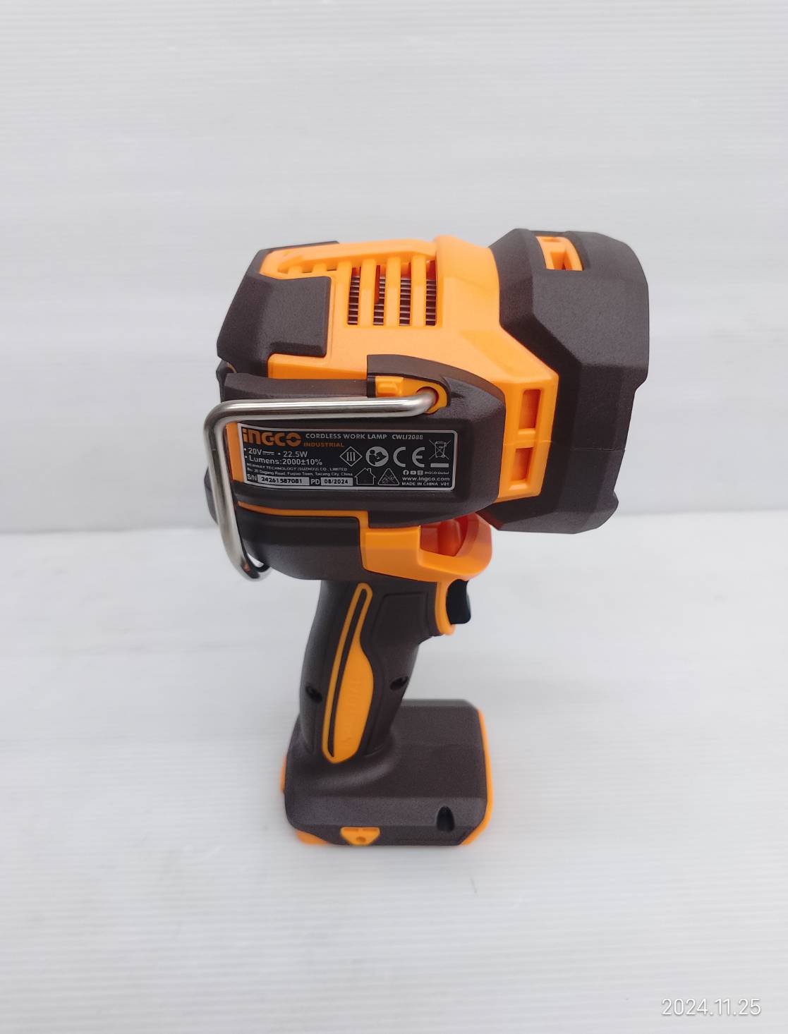 INGCO ไฟฉายLED 20V ไฟ LED 24W รุ่น CWLI2088 ( ตัวเปล่า )