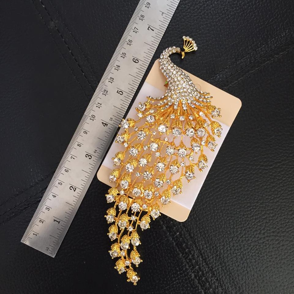 (พร้อมส่ง) เข็มกลัด 057