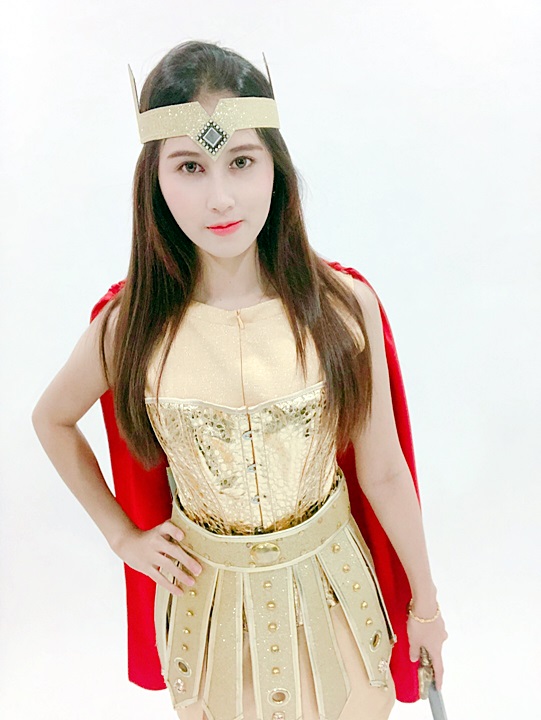ชุดนักรบโรมันหญิงสีทอง / ชุดเทพเจ้า / ชุดเทพแห่งการต่อสู้