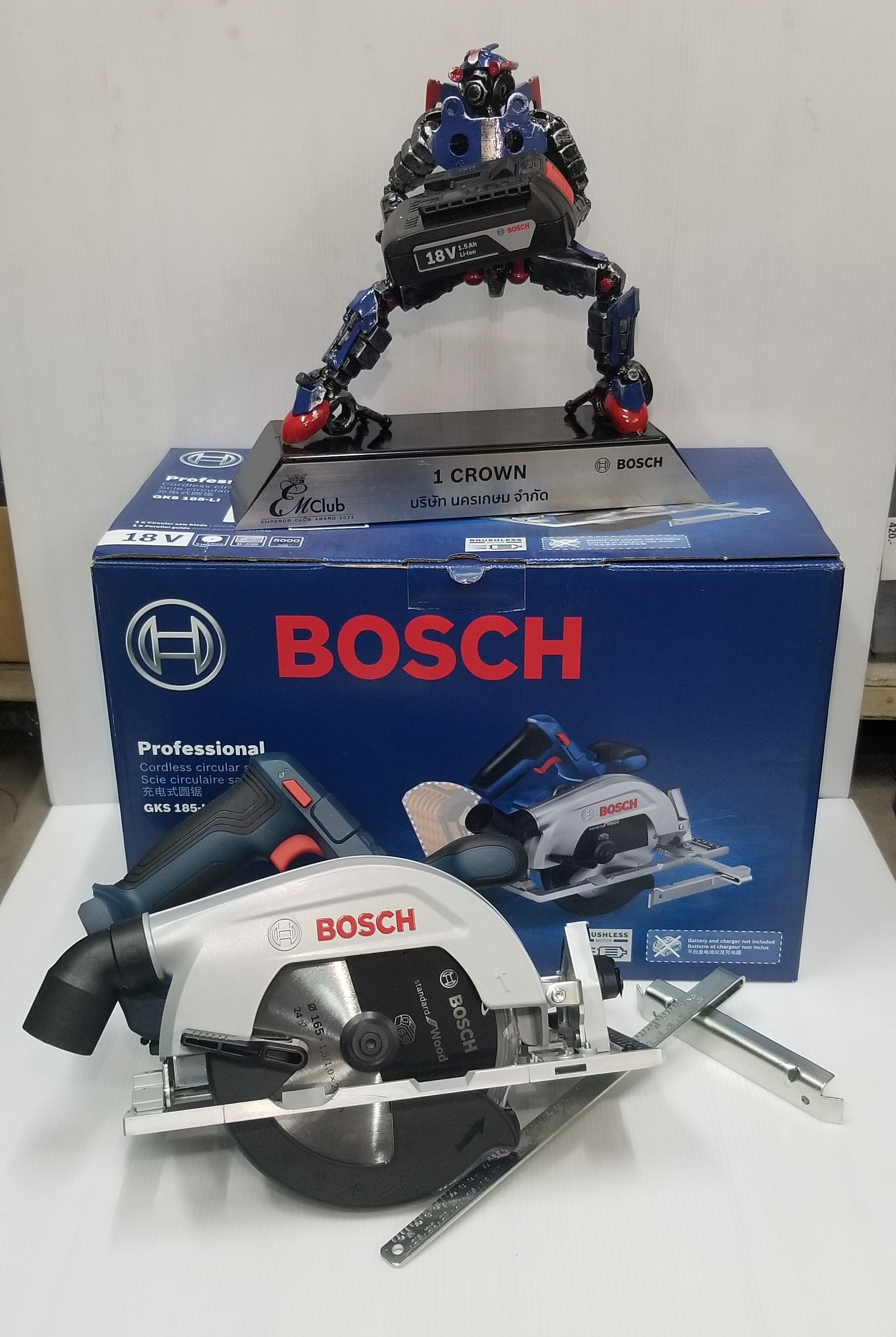 เลื่อยวงเดือนไร้สาย GKS185-LI BOSCH SOLO