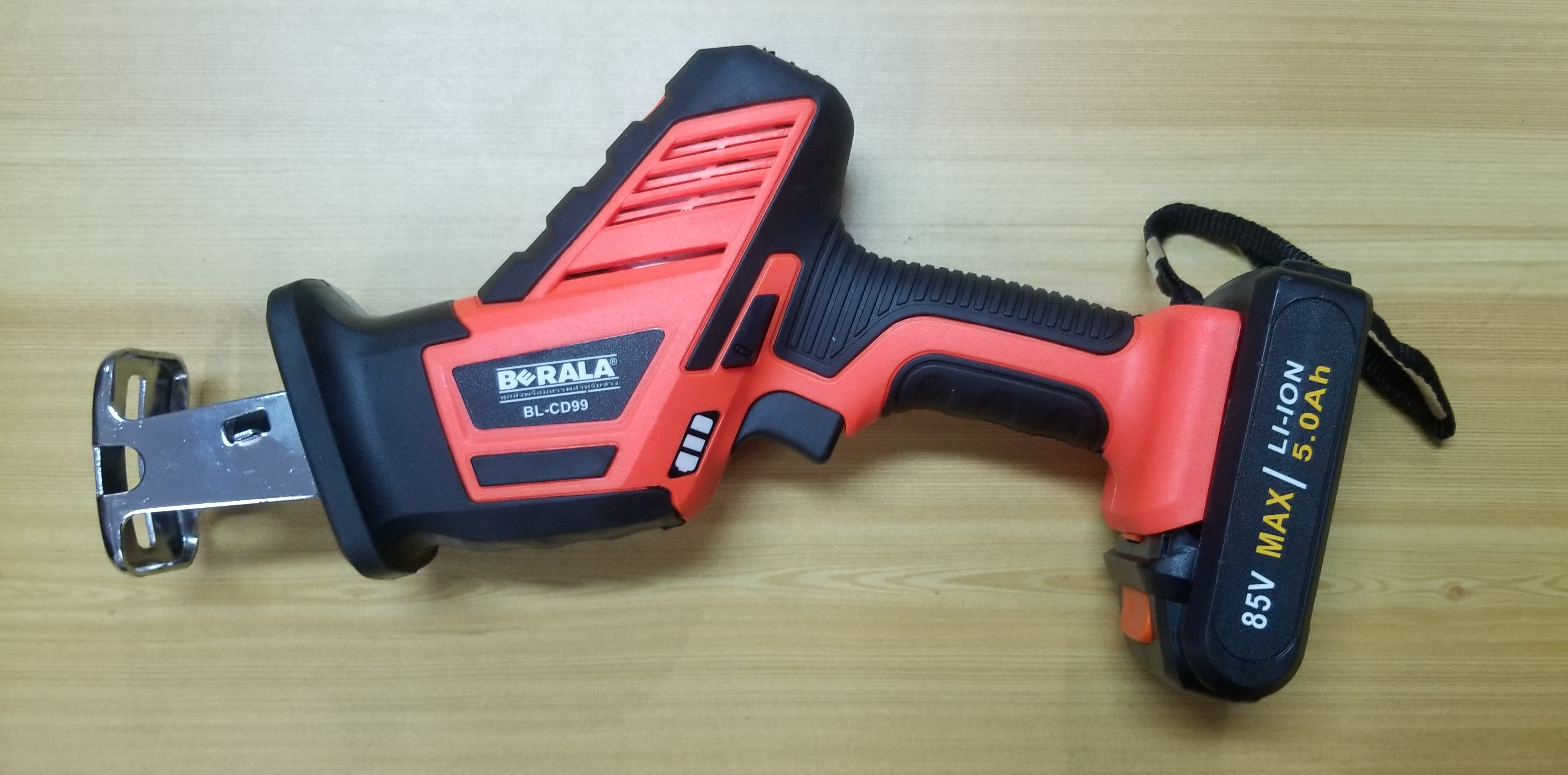 เซเบอร์ไร้สาย 85V BL-CD99 BERALA