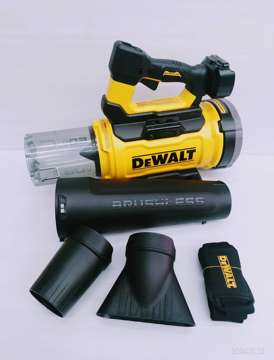 DEWALT เครื่องเป่าใบไม้ไร้สาย 60V DCBL777B (เฉพาะตัวเครื่อง)