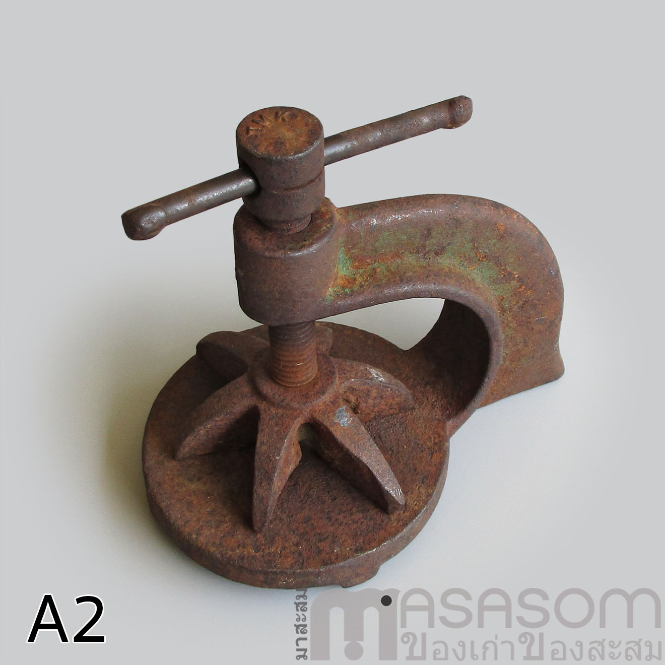 เหล็กปะยาง(ตัวหนีบขาไก่)