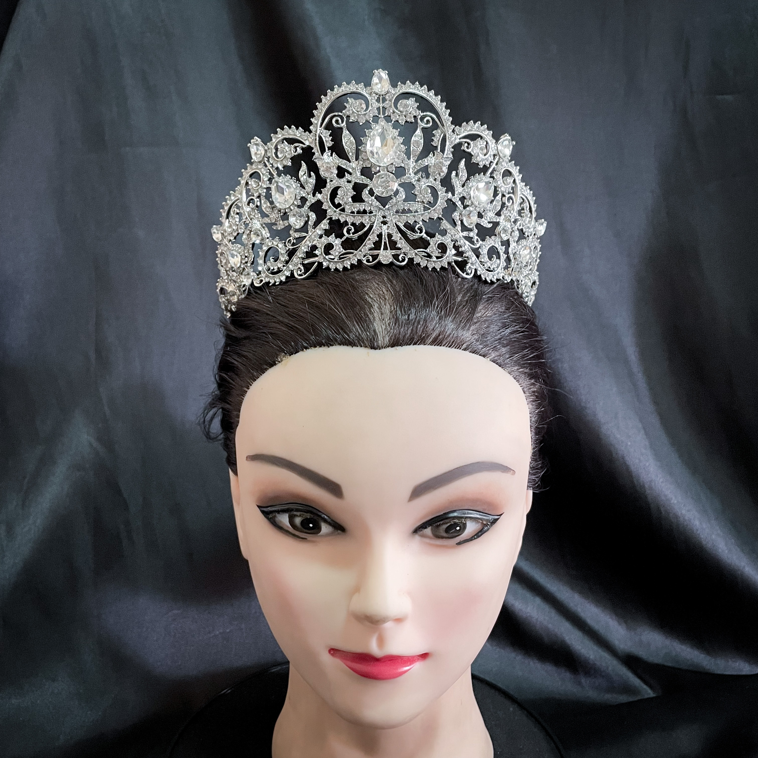 (พร้อมส่ง) เทียร่า 317 มงกุฎนางงามแบบครึ่งหัว งานสวย QC เพชรทุกเม็ด