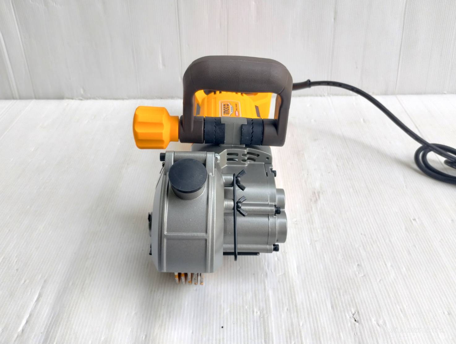 เครื่องเซาะร่องคอนกรีต5" WLC30001 INGCO