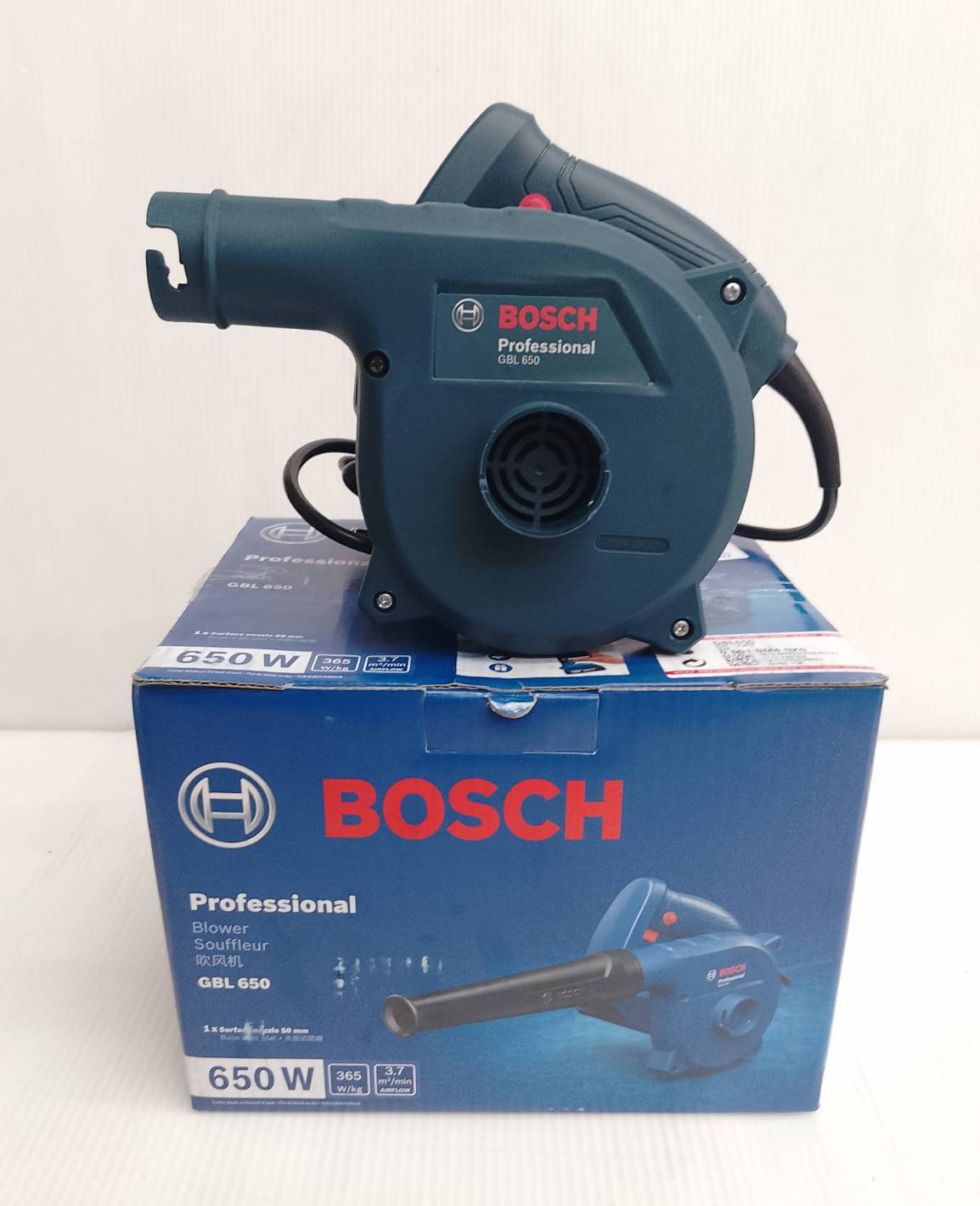 เครื่องเป่าลม GBL650 BOSCH