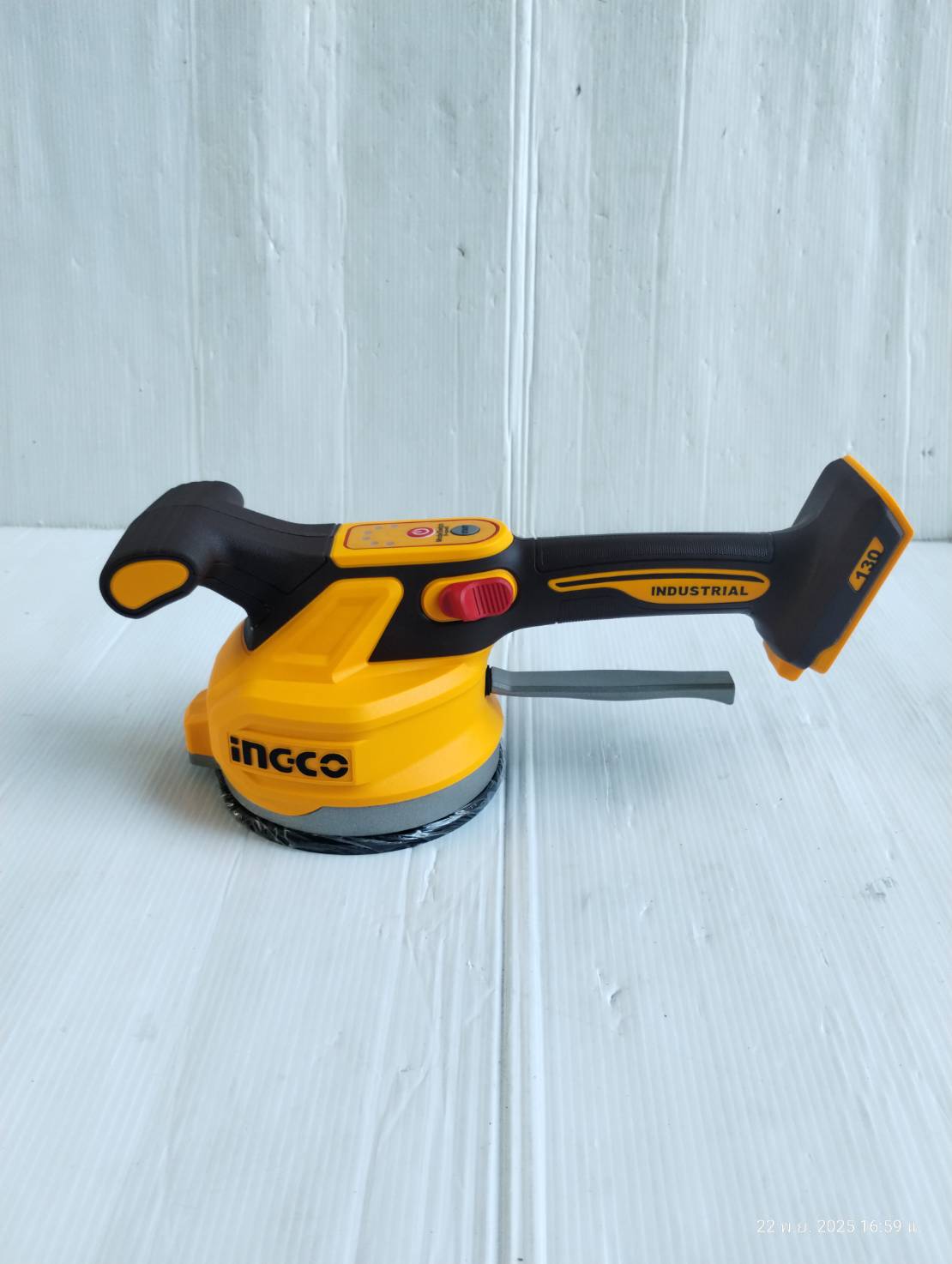 INGCO เครื่องดูดสั่นกระเบื้องไร้สาย รุ่น CTVLI2001