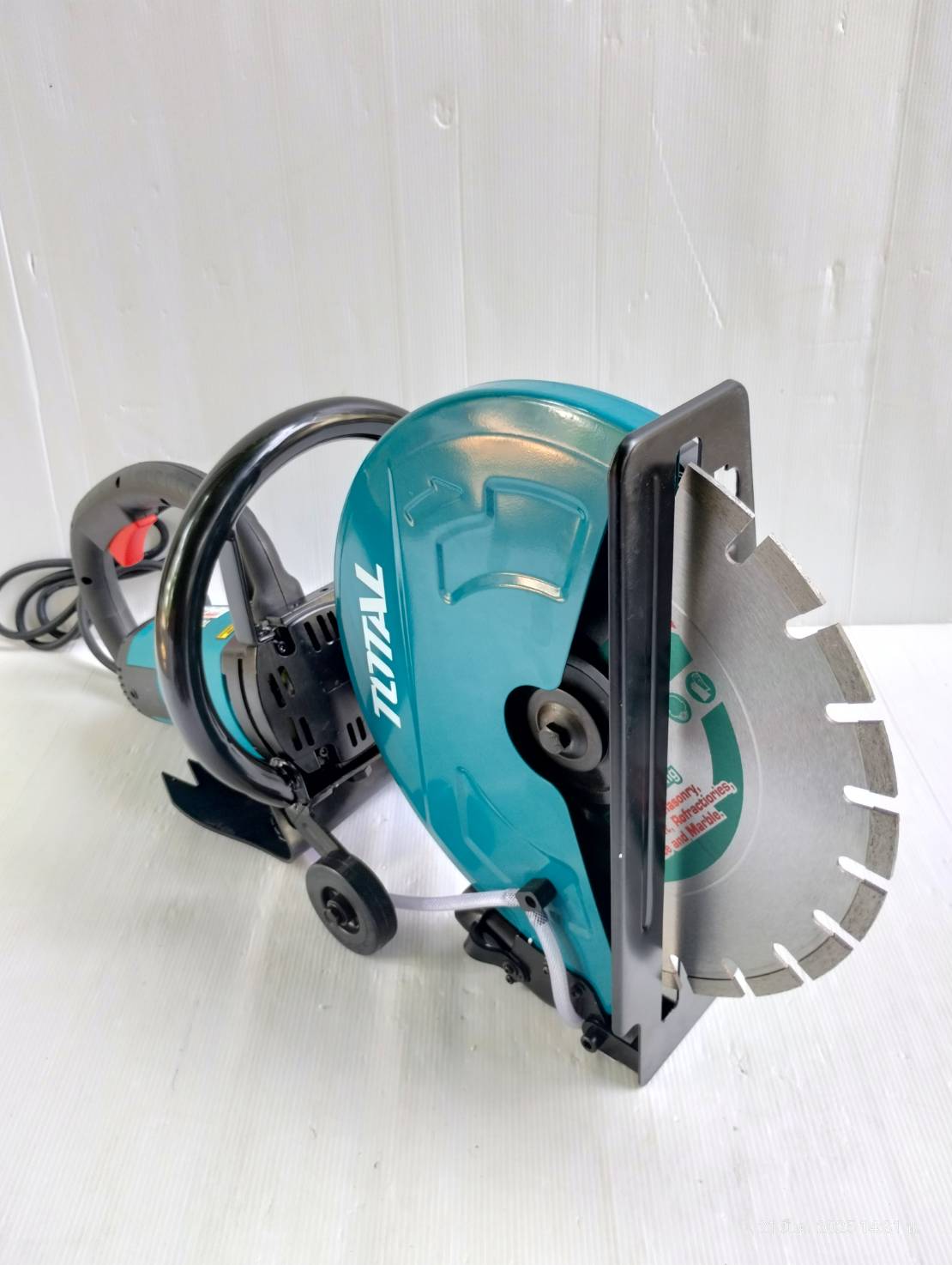 TOTAL เครื่องตัดคอนกรีต14" 2800w รุ่น TPC9203556