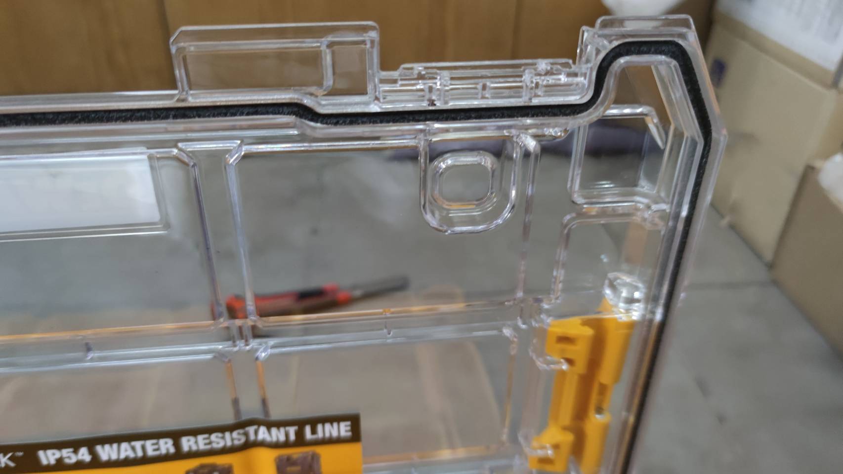 กล่องใส่อุปกรณ์10ช่อง DWST82968-1 DEWALT (T STAK)