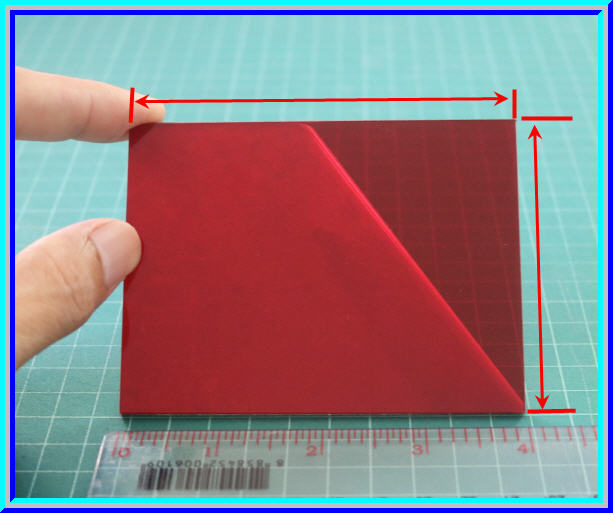 1x แผ่นอะคริลิคสีแดงใส 3x4 นิ้ว หนา 3 มม (Acrylic Sheet)