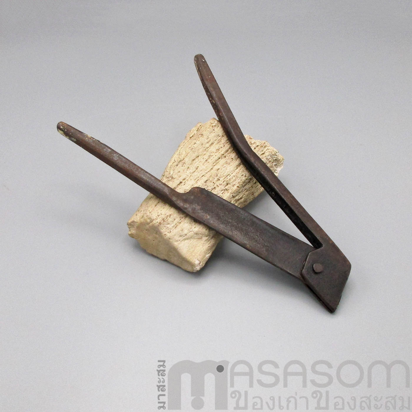 กรรไกรผ่าหมากของเก่า