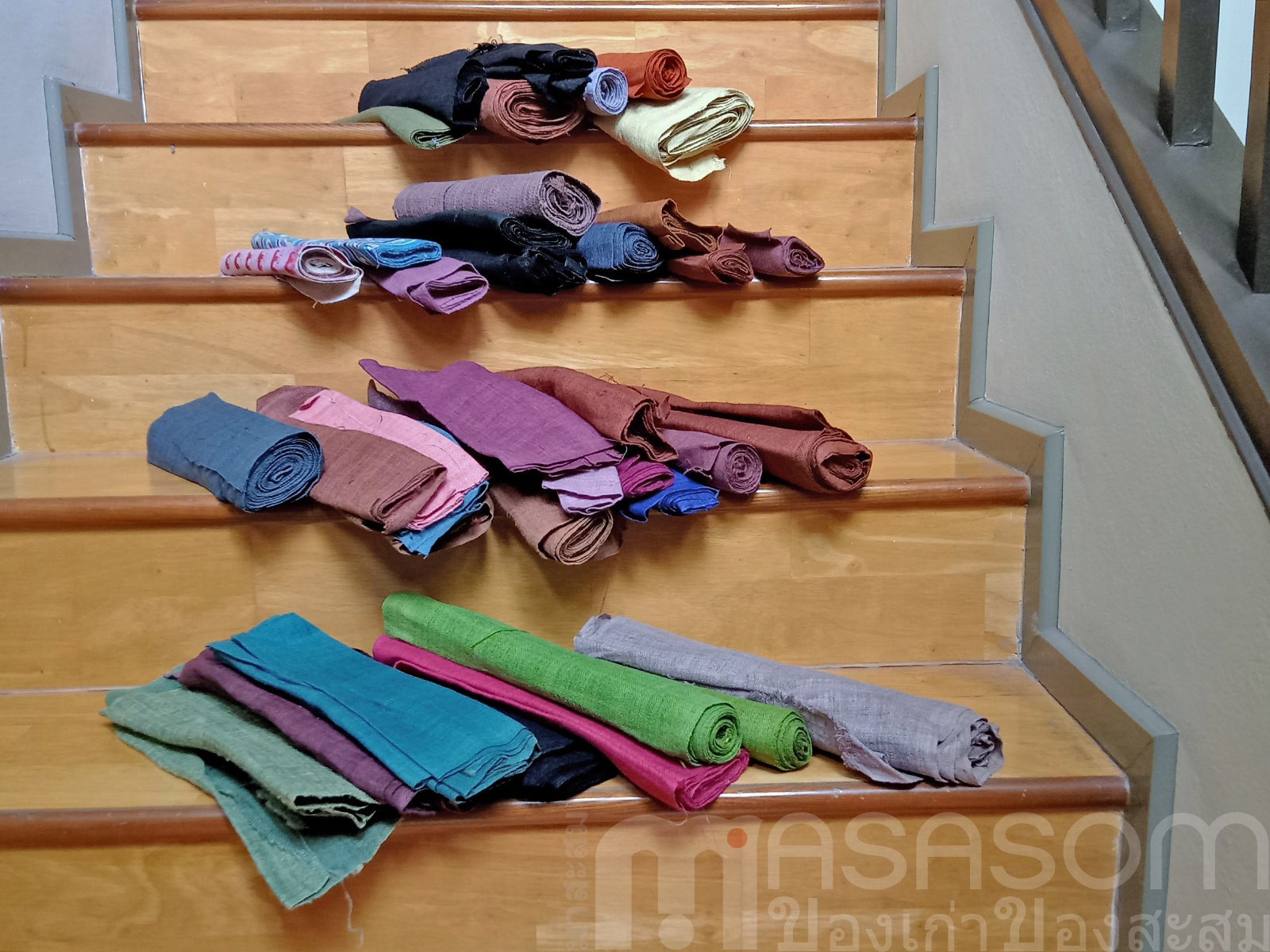 ผ้าใยกัญชงทอมือย้อมสีคละขนาด