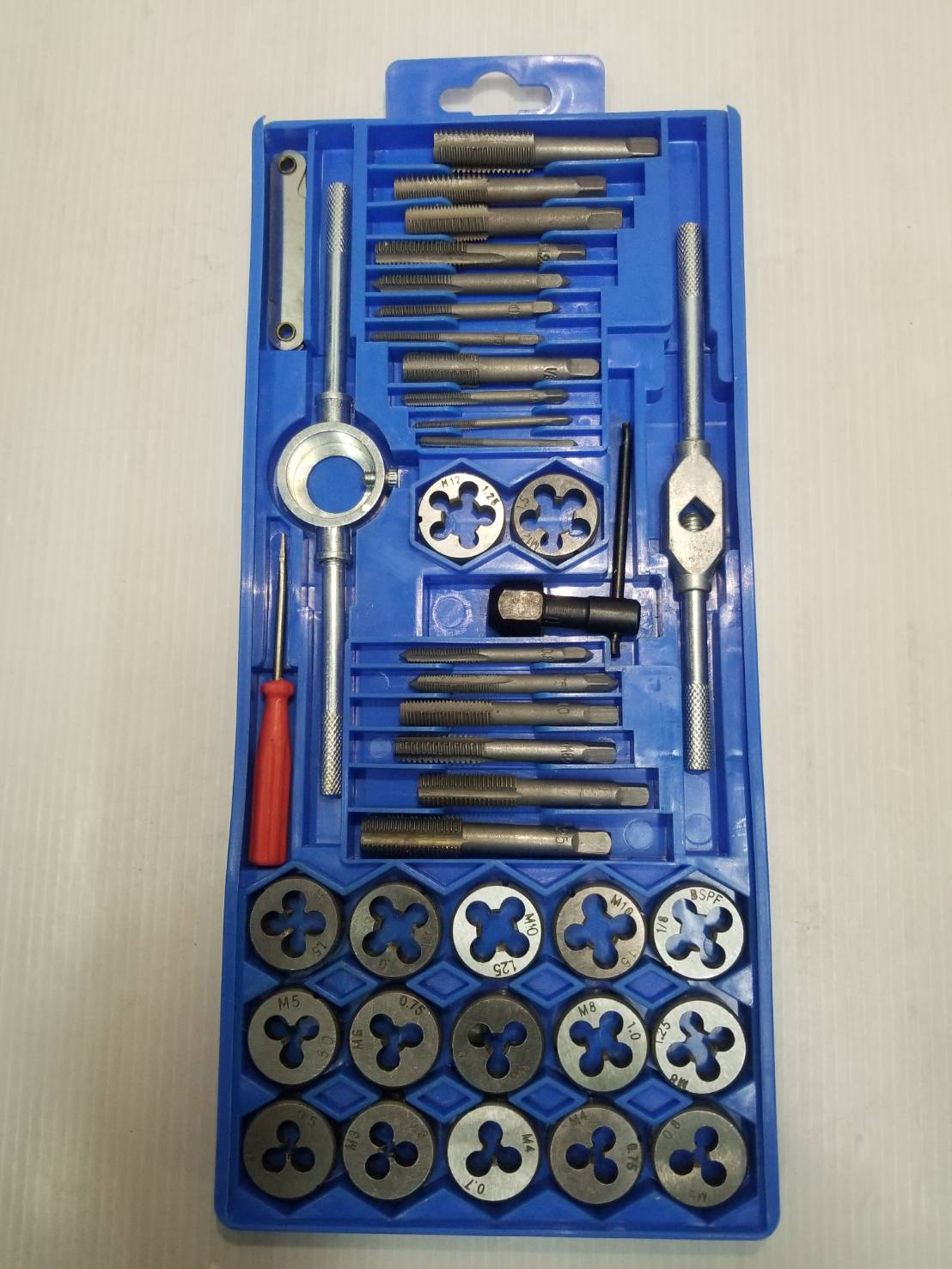 ชุดต๊าปเกลียว 40 ตัวชุด TAP40M SOLID (มิล)