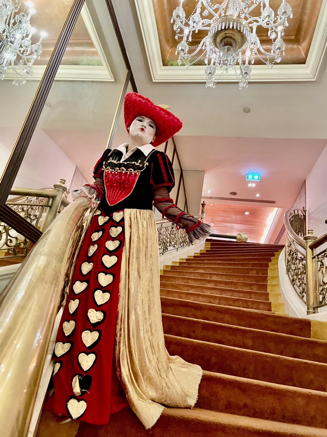 ชุดราชินีโพแดง / ชุดราชินีอิเรซเบธ / ชุด Red Queen @ อลิส อิน วันเดอร์แลนด์ / ชุดราชินีแดง / ชุดราชินีไพ่